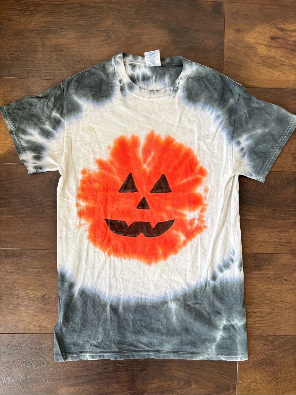 Gildan Halloween Pumpkin Tie Dye Jack O Lantern Tee Size Small